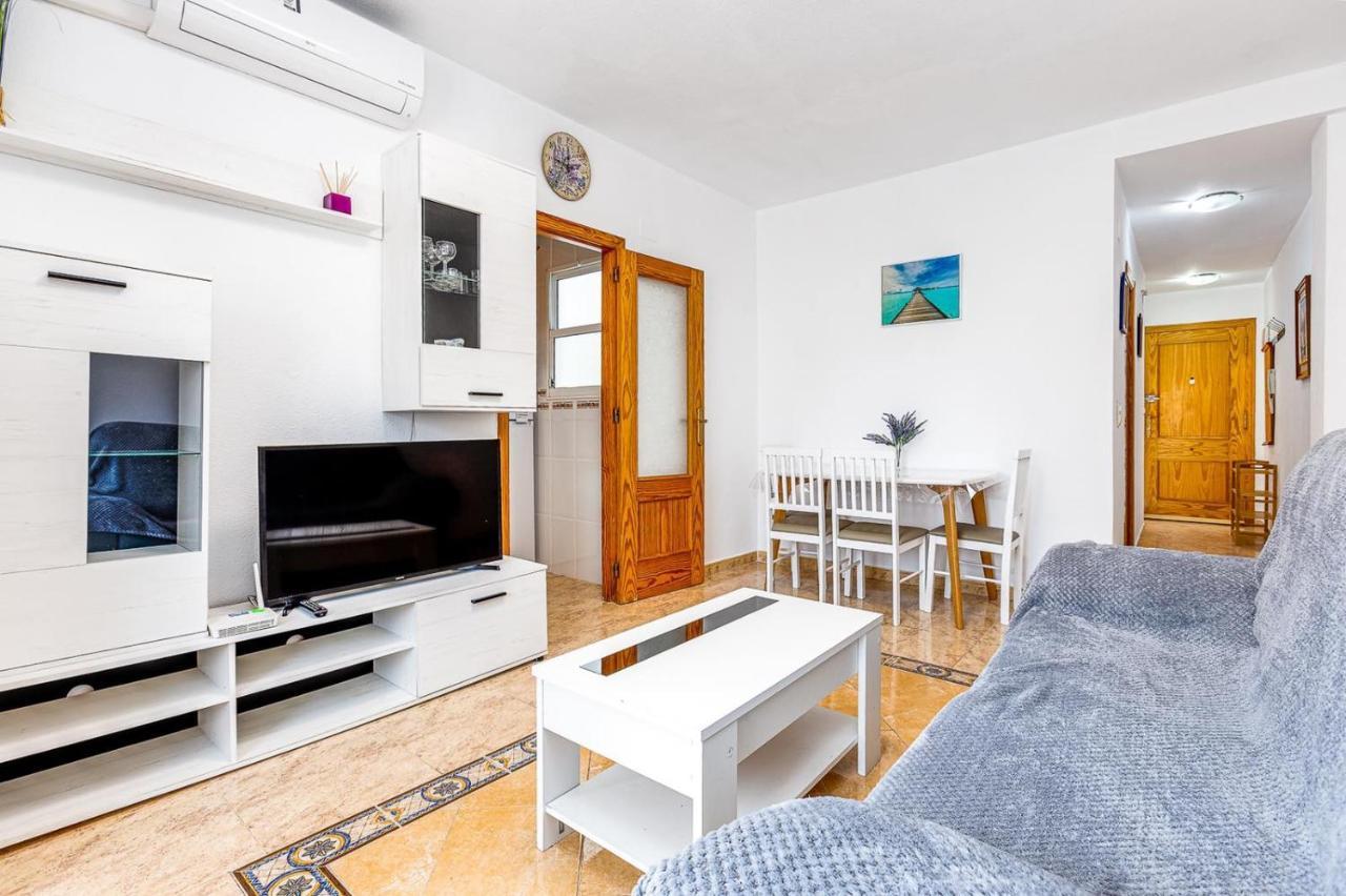 Сomfortable Apartament Caballero De Rodas Torrevieja Bagian luar foto