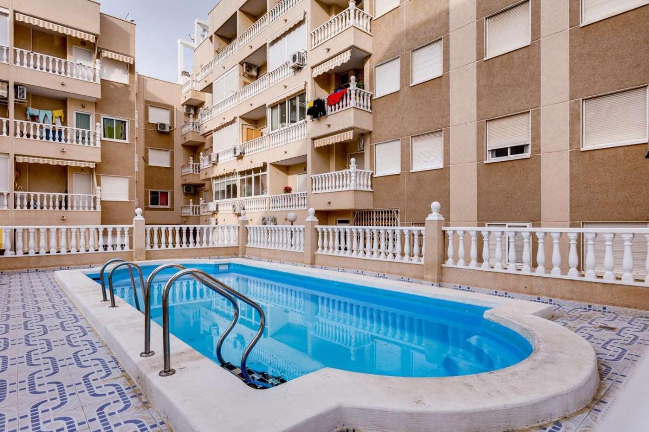Сomfortable Apartament Caballero De Rodas Torrevieja Bagian luar foto